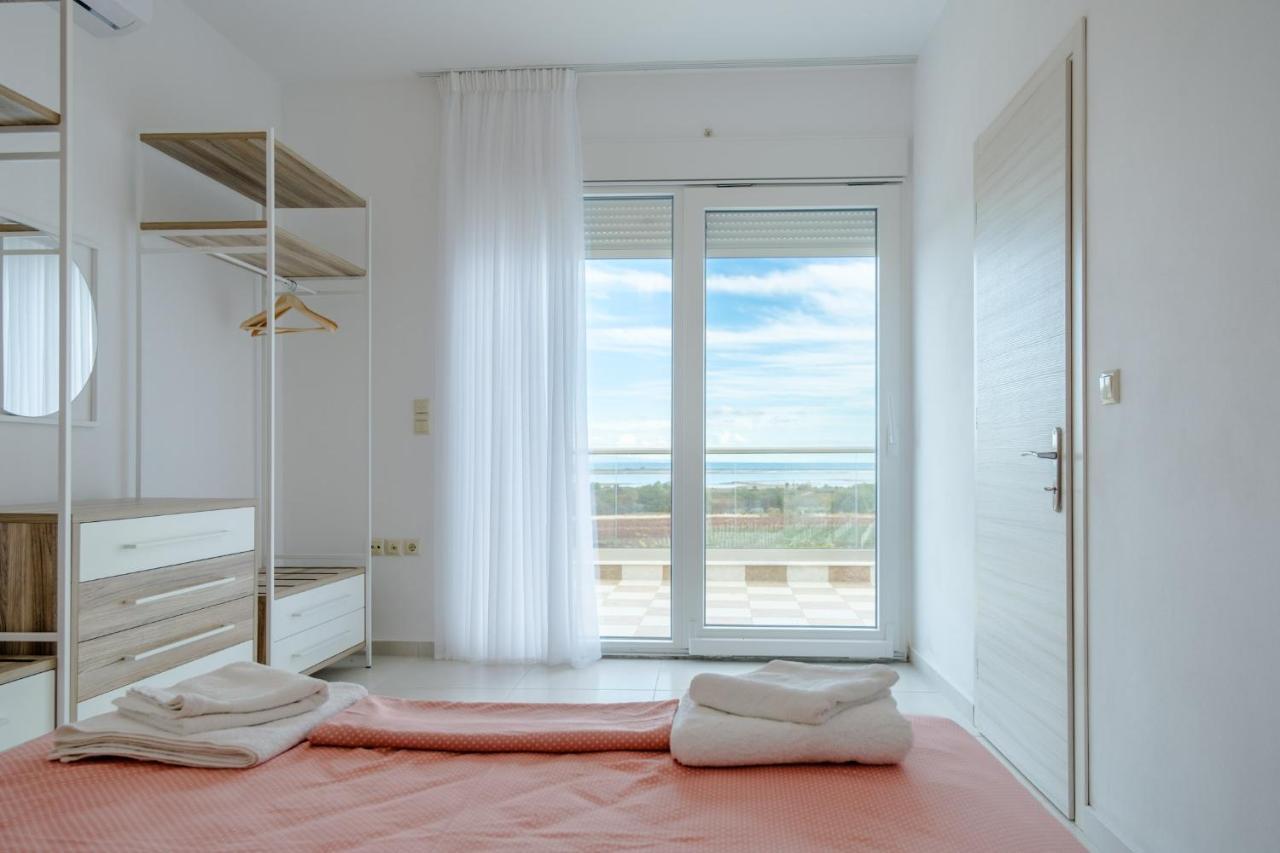 E Mare Villa